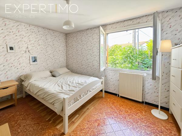 Castelnau-le-Lez (34170) Maison à fort potentiel avec jardin, piscine et grand garage