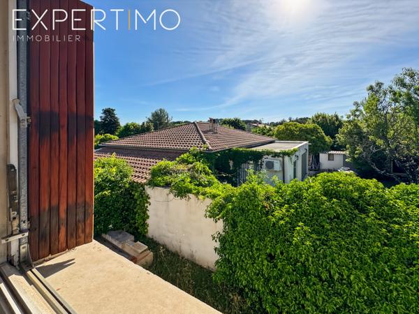 Castelnau-le-Lez (34170) Maison à fort potentiel avec jardin, piscine et grand garage