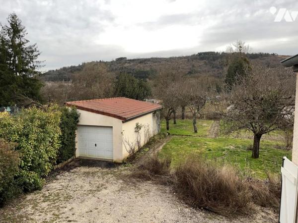 vente maison de village  type 5 avec beau terrain d'agrément