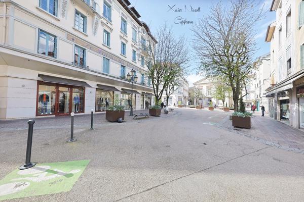 Dpt Ain (01), à vendre BOURG EN BRESSE appartement T5 de 128 m²