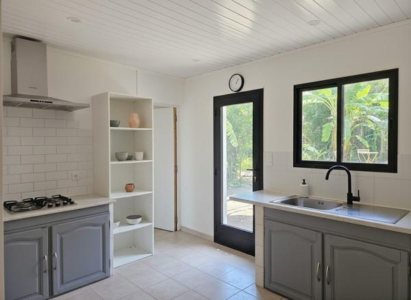 Bernica – Fort potentiel - 187 m² de surfaces (100 m² habitables + annexes) sur 1 070 m² de terrain