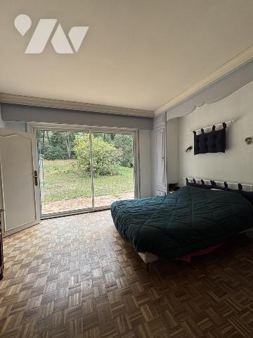 PLOEMEUR - KERVINIO - Maison de 230 m² avec installation équestre et hangar sur terrain de 17 440 m²