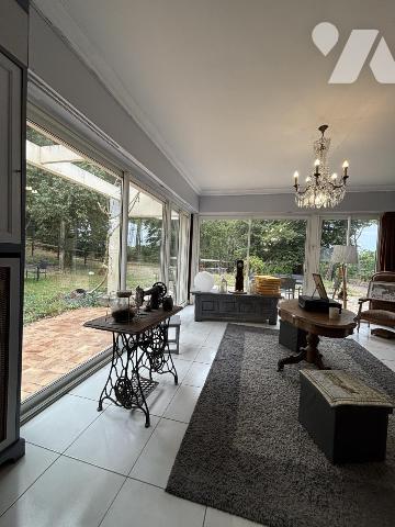 PLOEMEUR - KERVINIO - Maison de 230 m² avec installation équestre et hangar sur terrain de 17 440 m²