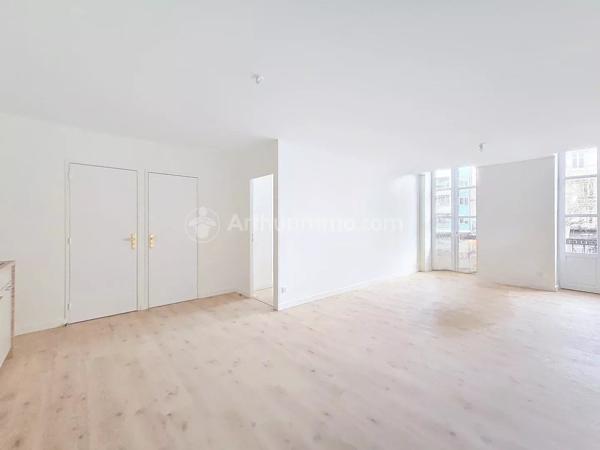 Location                                                      Appartement
                        
                     3 pièces                      62 m2                     à Clermont-Ferrand