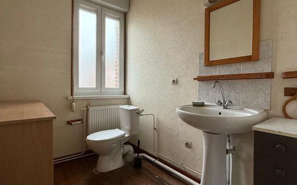 Maison à vendre    3 pièces • 90 m2 Saint-Quentin