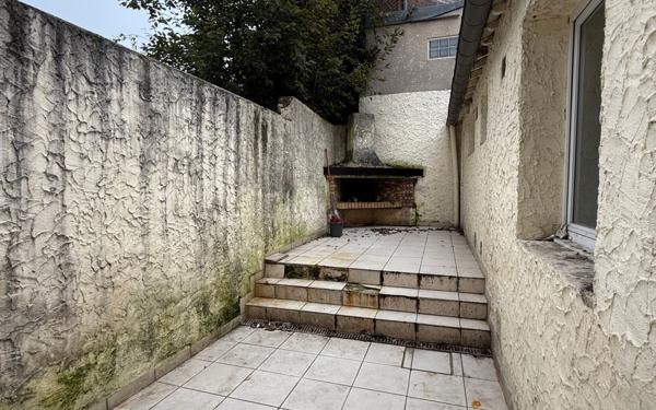 Maison à vendre    3 pièces • 90 m2 Saint-Quentin