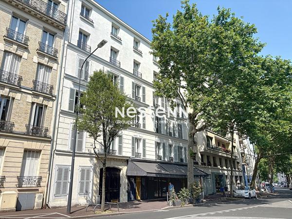MÉTRO CORENTIN CELTON - Appartement traversant 4 pièces 3 chambres proximité métro en étage