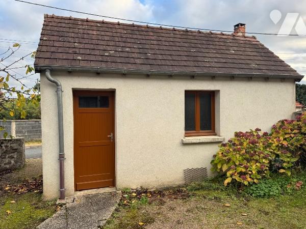 Maison avec 3 chambres dans bourg.
