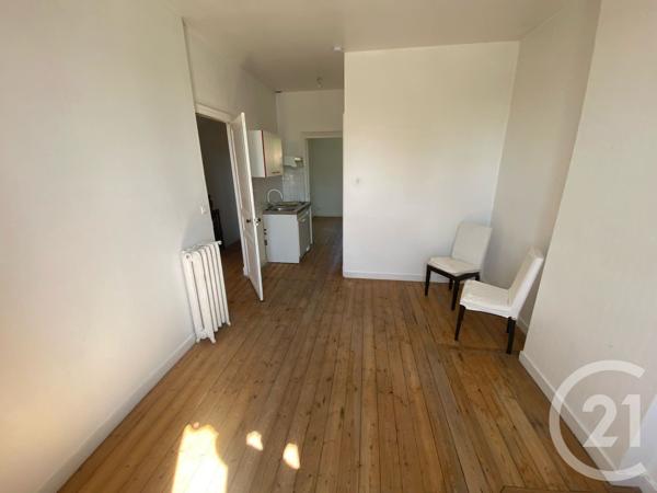 Maison à vendre  8 pièces - 121 m 2   ROCHEFORT  - 17