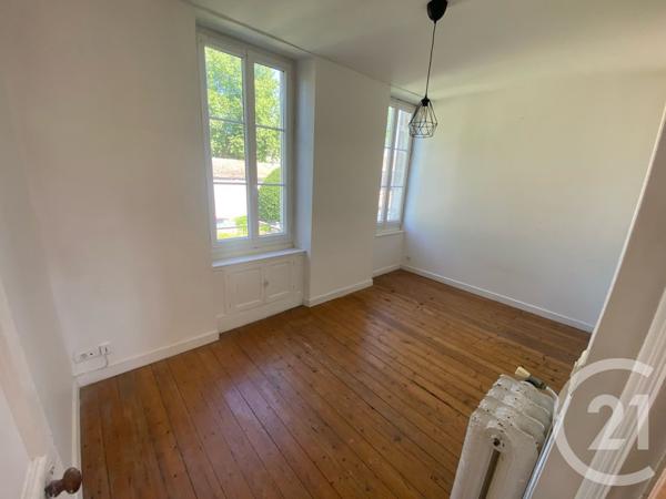 Maison à vendre  8 pièces - 121 m 2   ROCHEFORT  - 17