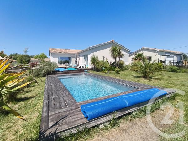Maison à vendre  4 pièces - 109,47 m 2   SOULAC SUR MER  - 33