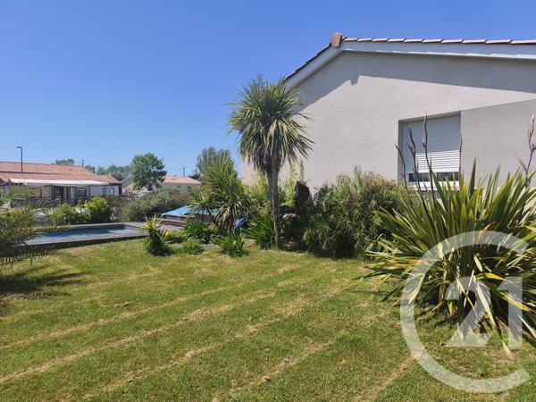 Maison à vendre  4 pièces - 109,47 m 2   SOULAC SUR MER  - 33