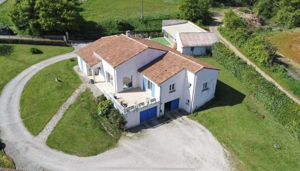 Maison à vendre à Ruffec (16700) - Charente