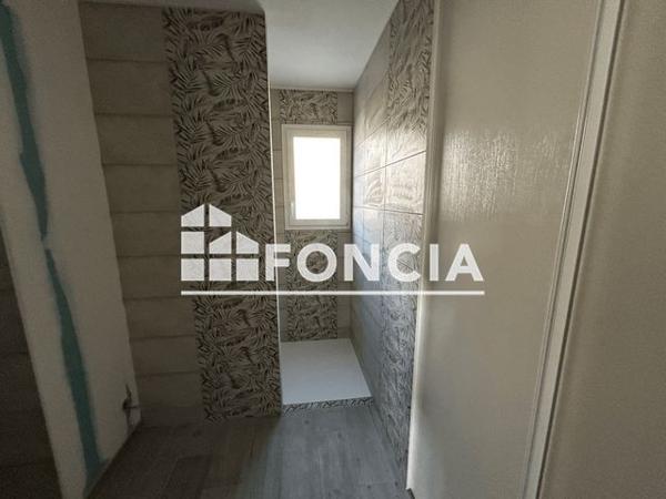 Location Maison 3 pièces 82.41 m² - 24 RUE D OLERON Nancras 17600