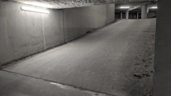 LA ROCHE SUR YON PARKING/BOX 15 m² A VENDRE EXCLUSIVITE AMEPI