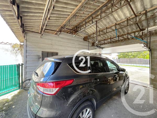Maison à vendre  11 pièces - 295 m 2   JAVREZAC  - 16