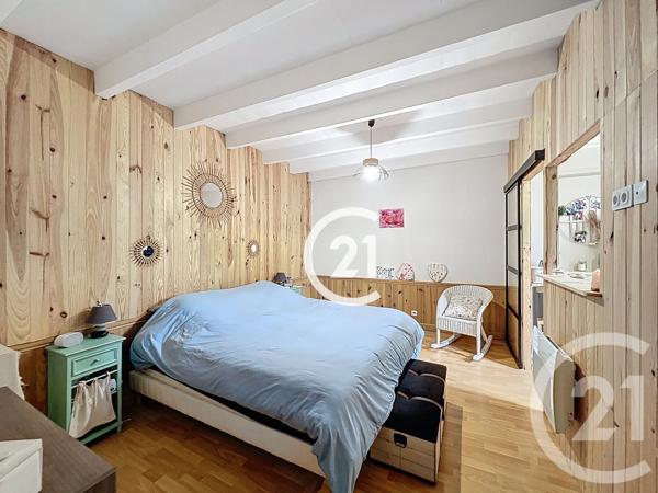 Maison à vendre  11 pièces - 295 m 2   JAVREZAC  - 16