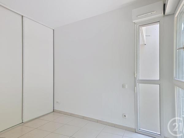 Appartement F3 à vendre  3 pièces - 50 m 2   LA TESTE DE BUCH  - 33