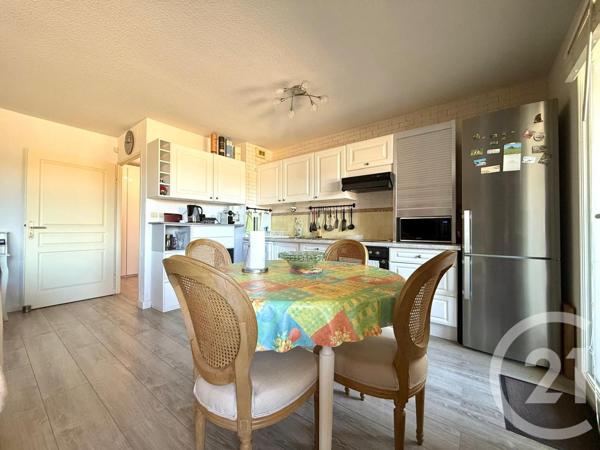 Appartement T3 à vendre  3 pièces - 65 m2 LE BEAUSSET - 83