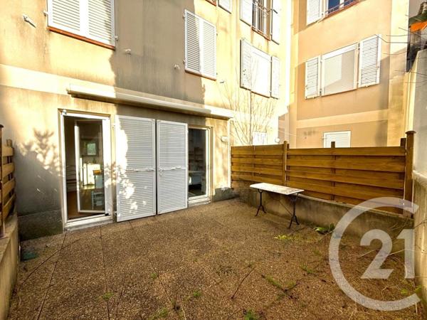 Appartement T3 à vendre  3 pièces - 65 m2 LE BEAUSSET - 83