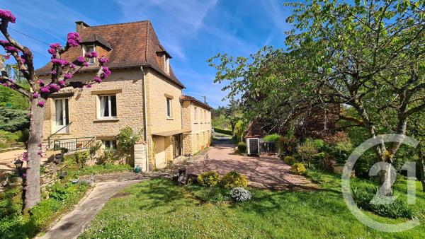 Maison à vendre  7 pièces - 168 m 2   SARLAT LA CANEDA  - 24