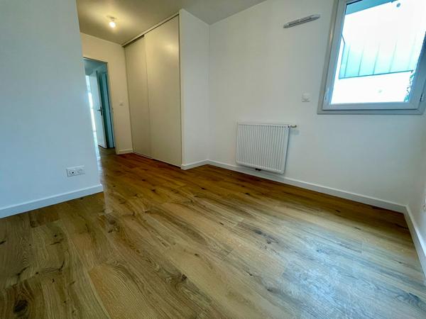 A LOUER - SAUTRON - Appartement 3 pièces RECENT avec BALCON et PARKINGS !