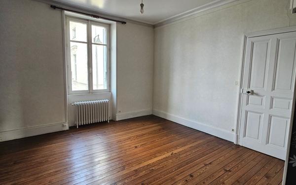 Maison à vendre    8 pièces •  Redon