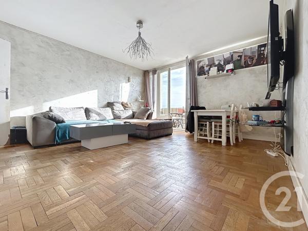 Appartement T3 à vendre  3 pièces - 67 m 2   GUERET  - 23