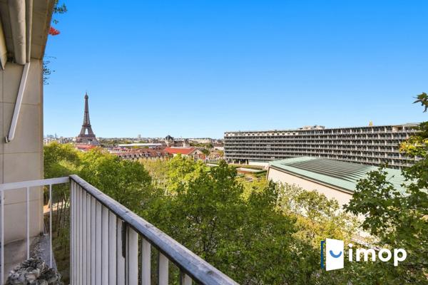 AVENUE DE SUFFREN – GRAND 3 PIÈCES DE 100 M² – 7ᵉ ÉTAGE – BALCONS – VUE UNESCO & TOUR EIFFEL