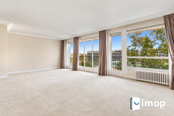 AVENUE DE SUFFREN – GRAND 3 PIÈCES DE 100 M² – 7ᵉ ÉTAGE – BALCONS – VUE UNESCO & TOUR EIFFEL