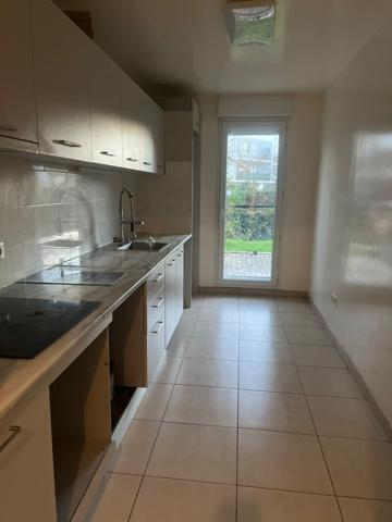 Appartement
                                                                                                                                                                                                                                                                                                                        3 pièce(s)                                                                                                                                                                                                          2 chambre(s)                                                                                                                                                                                                          65.12  m²
