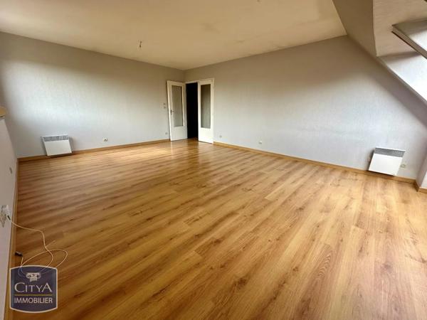 Appartement à louer 2 pièces 62m² Dijon (21000)