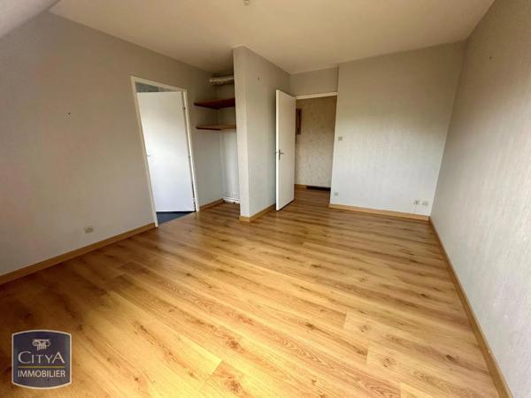 Appartement à louer 2 pièces 62m² Dijon (21000)