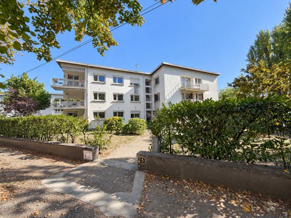 Location meublée – Quartier Marine – 68,62 m² – 2 chambres, balcon de 8 m² et parking