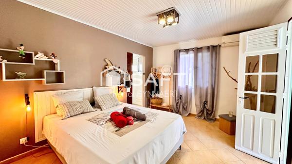 Superbe villa T4 de plain-pied aux normes PMR + piscine