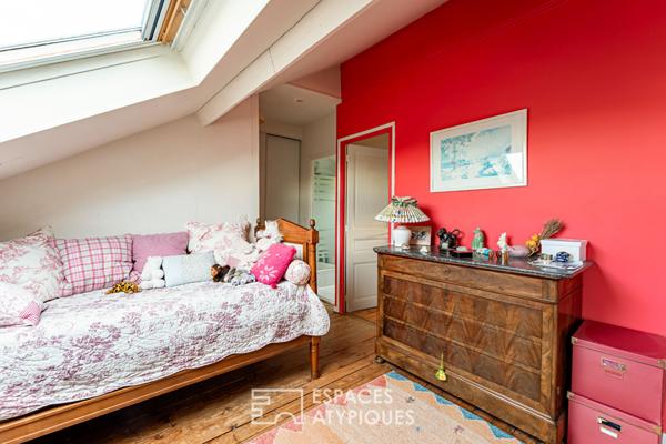 Meulière et son extension avec jardin bucolique