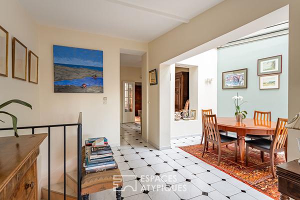 Meulière et son extension avec jardin bucolique