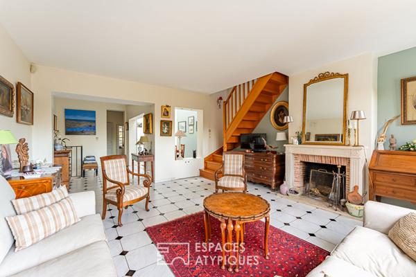 Meulière et son extension avec jardin bucolique