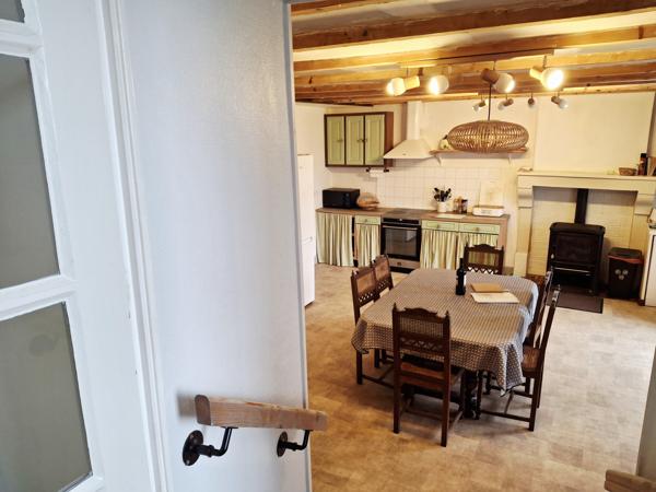 Maison à vendre à Terres-de-Haute-Charente (16270) - Charente