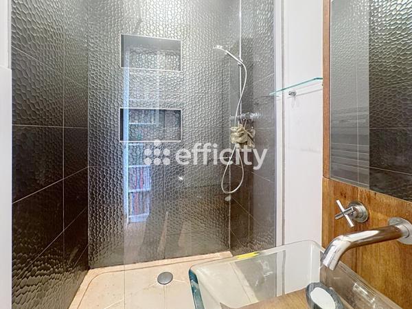 Maison 9 pièces - 306 m² Bien prestige