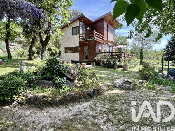 Maison à vendre 5 pièces 100 m² Saint-Hippolyte-de-Montaigu