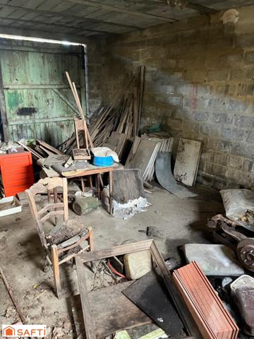 RARE sur le marché, Grand hangar de plus de 400 m2