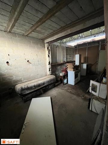 RARE sur le marché, Grand hangar de plus de 400 m2