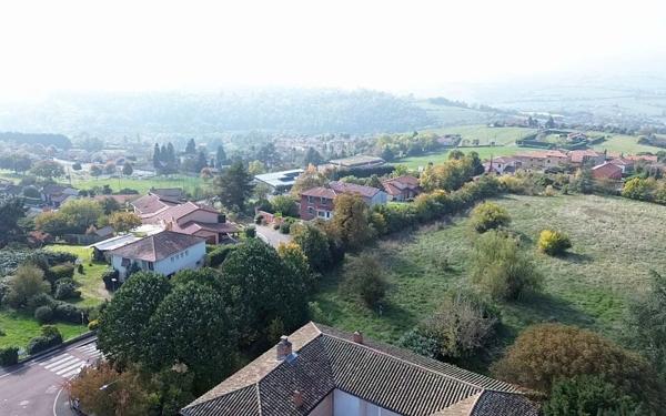Terrain à vendre    Sourcieux-les-Mines