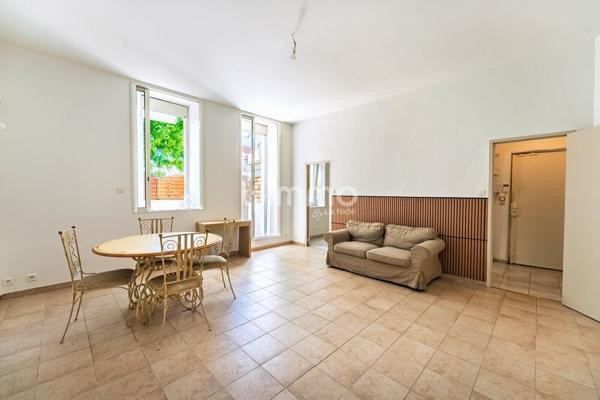 Appartement T3 et sa belle terrasse 13014