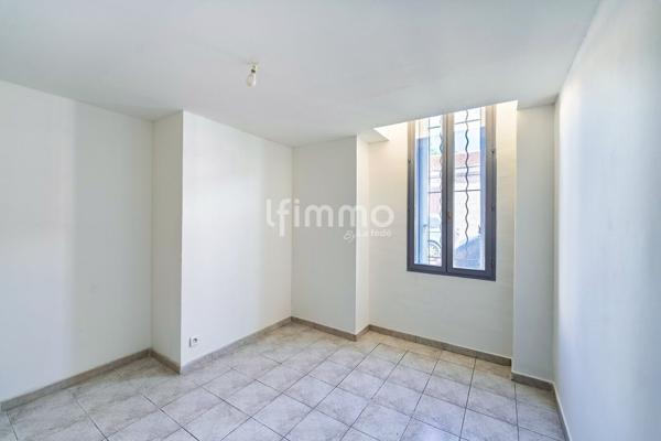 Appartement T3 et sa belle terrasse 13014