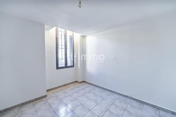 Appartement T3 et sa belle terrasse 13014