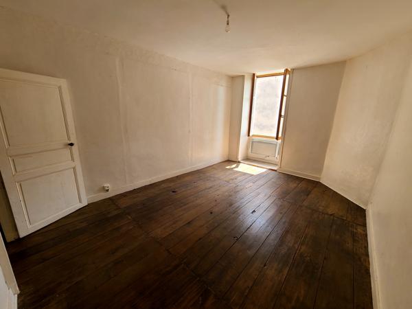 Maison à vendre à Champagne-Mouton (16350) - Charente