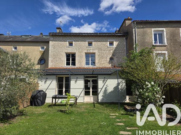 Maison à vendre 7 pièces 179 m² Poitiers