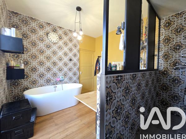 Maison à vendre 7 pièces 179 m² Poitiers